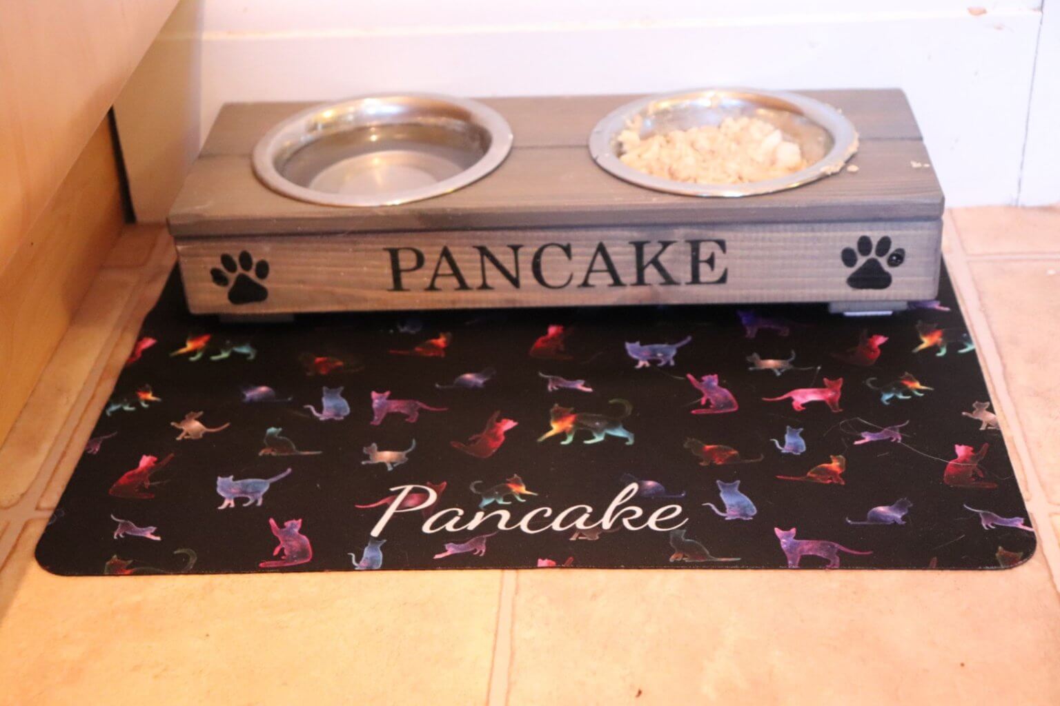 Personalized Pet Food Mat Review ⋆ Jupiter Hadley