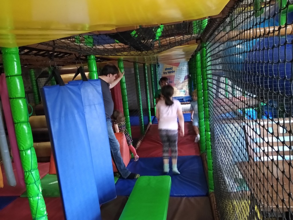 A Day at Ashlyn's Farm and Soft Play ⋆ Jupiter & Dann